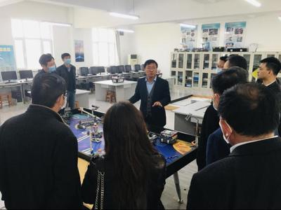 豫寧攜手，共探教育信息化新路徑——河南省教育廳赴寧夏銀川一中調(diào)研三維打印技術(shù)開發(fā)與應(yīng)用